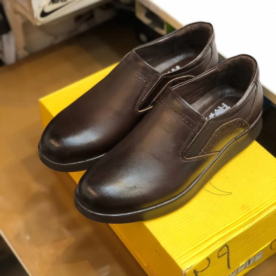 کفش چرم مردانه مدل فانتوم رویه چرم طبیعی زیره PU طبی